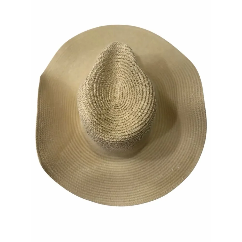 NWT Wide brim straw hat for summer